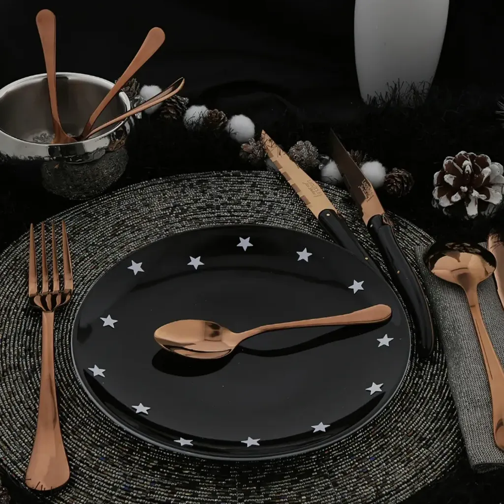 SU2210-00216KTTKL0010024R01002VARIANT_11zon