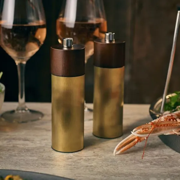 SU2201-00030KTTKSPHNY15GDvariant_11zon