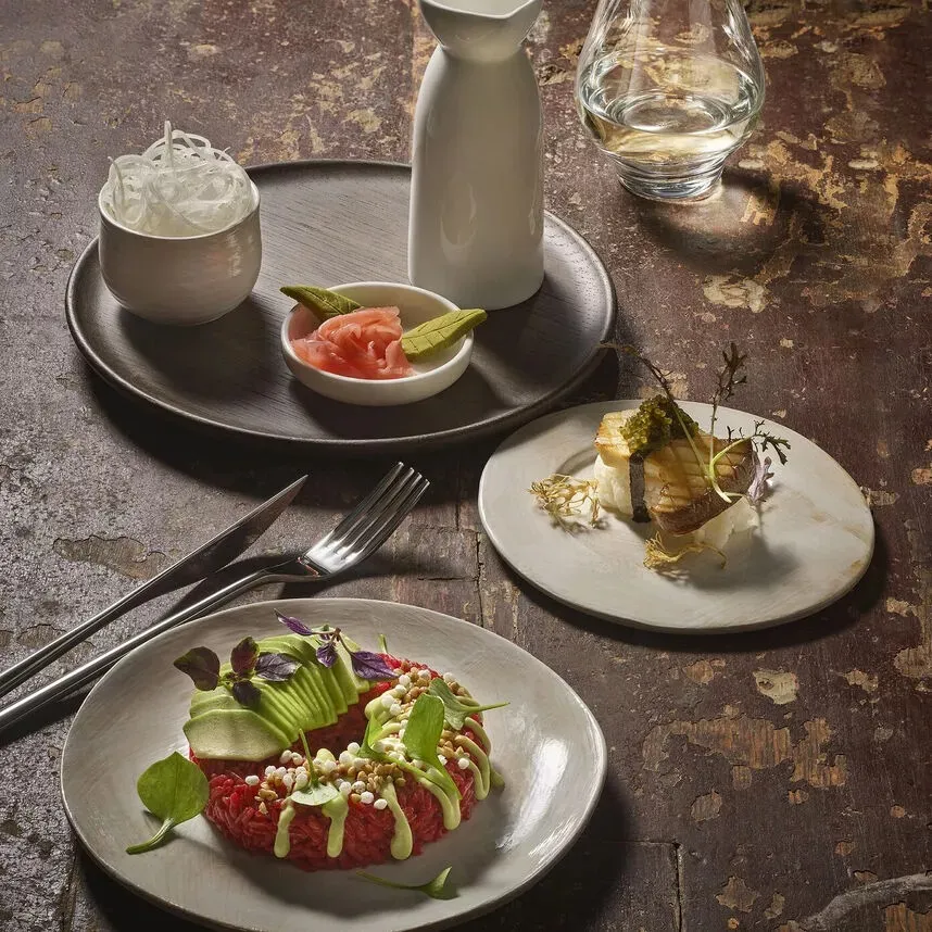 SU2407-00422KTTKD760016000VARIANT2