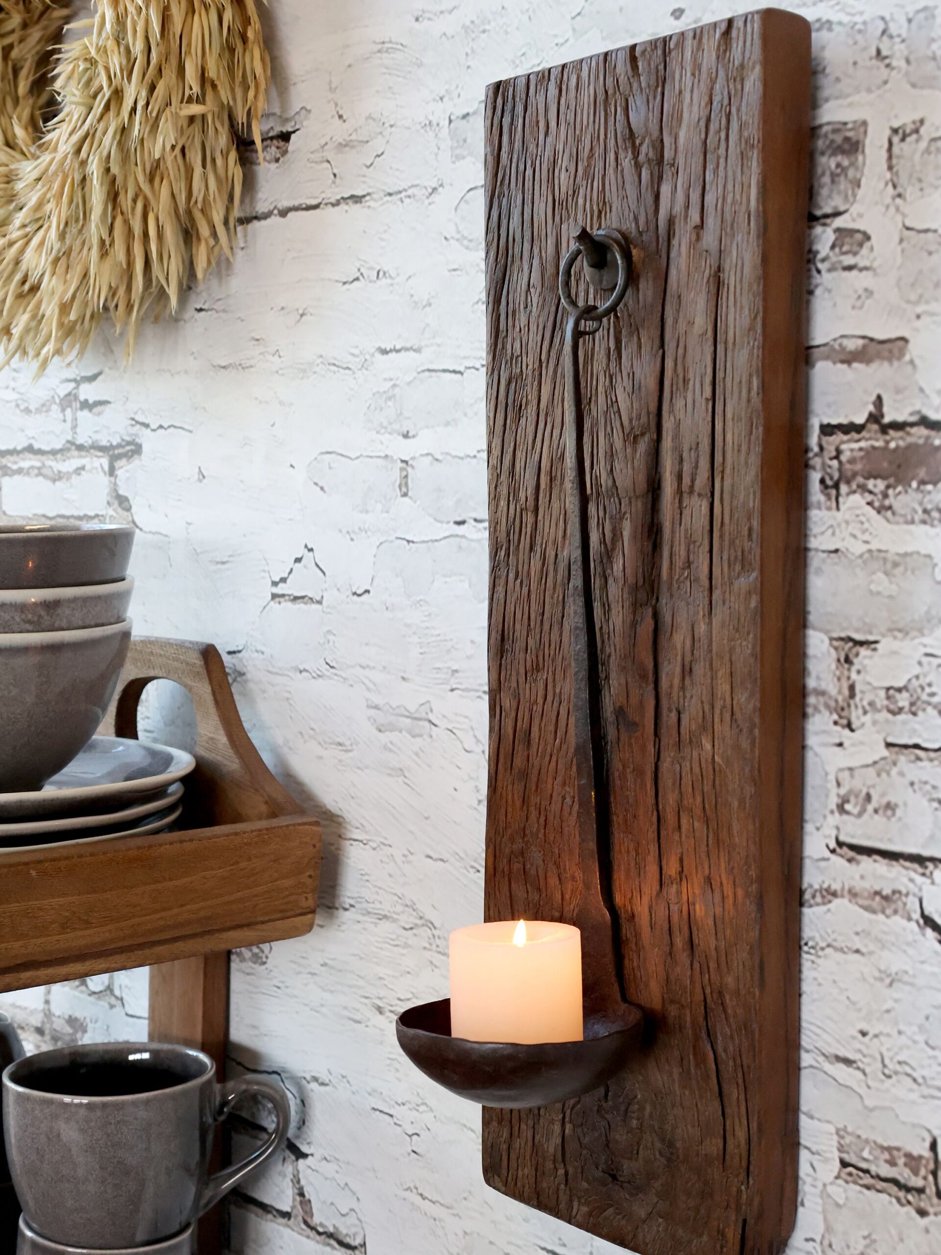 71105200_03-1691452800