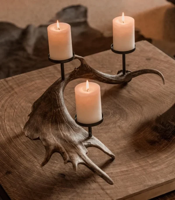 candelabro-cuerno-poliresina-marron